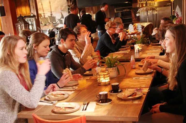 Vrijheidslunch 5 mei Museum Batavialand