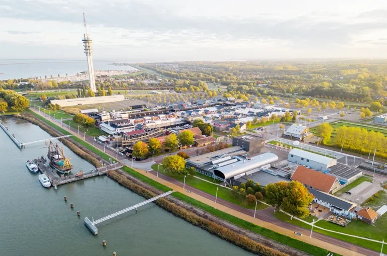 Luchtfoto Museum Batavialand
